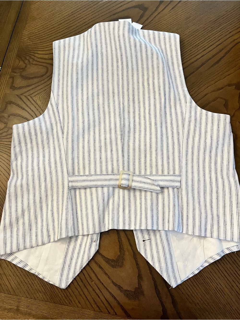 NWT Women’s Banana Republic Factory Striped Linen Blend Vest in White & Navy - Picture 2 of 6